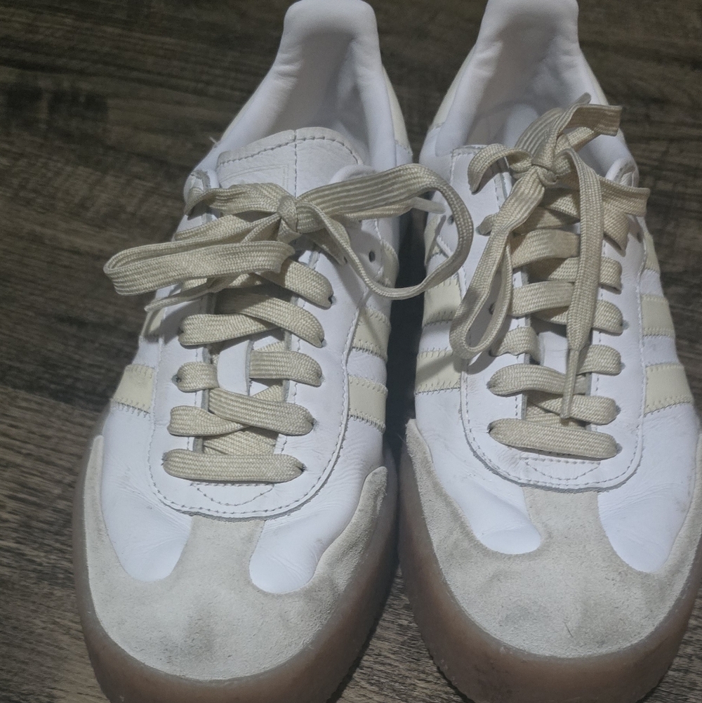 SAMBA ADIDAS White and Tan Men's Sneakers